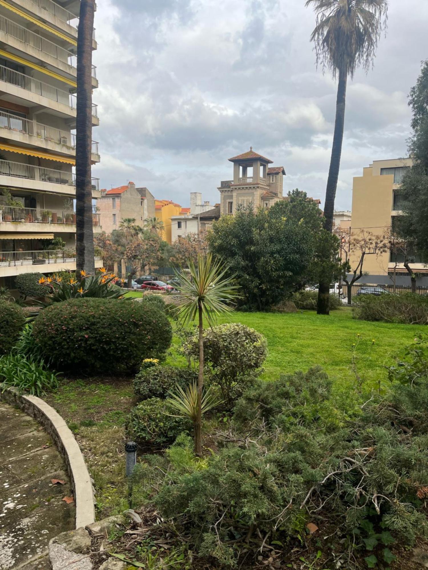 Appartement Douillet En Ville Аячо Екстериор снимка
